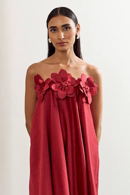 Buy_Notsosure_Red Chanderi Silk Fabric Flowers Bandeau Neck 3d Floral Embellished Tube Dress _Online_at_Aza_Fashions
