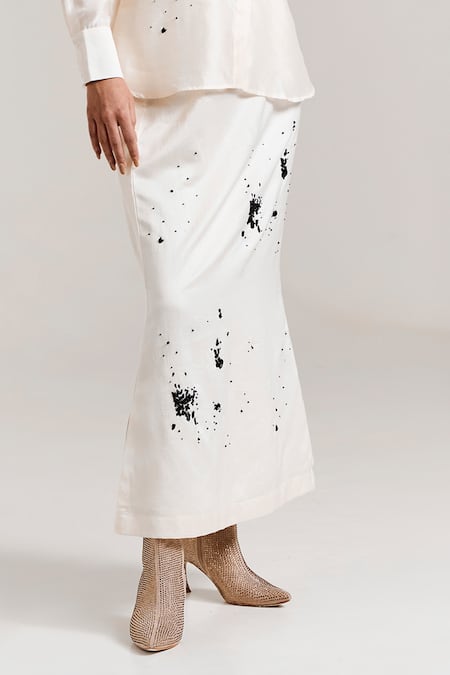 Notsosure_Off White Chanderi Silk Embroidery Collared Abstract Shirt With Skirt _Online_at_Aza_Fashions