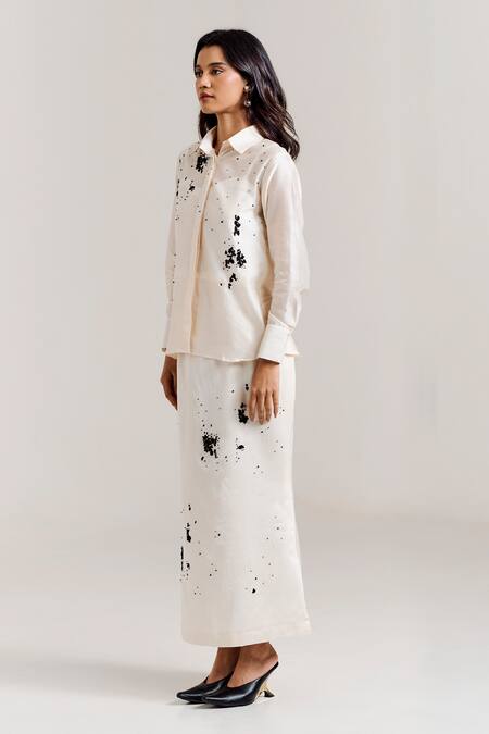 Buy_Notsosure_White Chanderi Silk Embroidery Collared Abstract Shirt _Online_at_Aza_Fashions