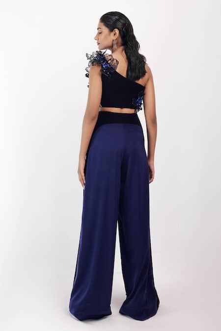 Shop Siddhant Agrawal Black Crepe Fabric Flowers, Embroidery, Sequins One Shoulder Feralush Crest Top at Aza Fashions Shop_Siddhant Agrawal_Black Crepe Fabric Flowers, Embroidery, Sequins One Shoulder Feralush Crest Top _at_Aza_Fashions