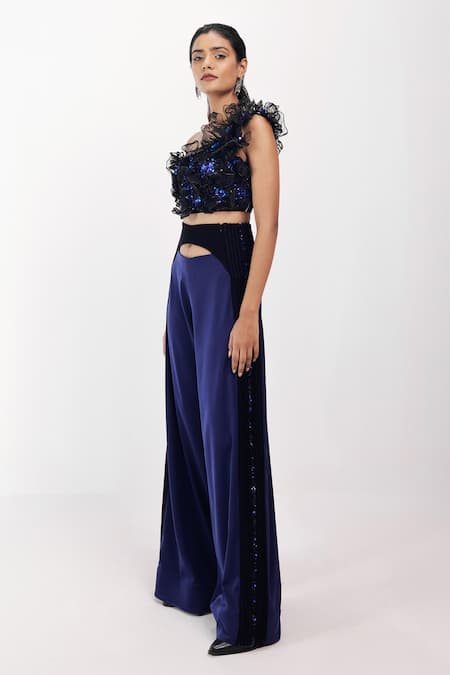 Buy Siddhant Agrawal Black Crepe Fabric Flowers, Embroidery, Sequins One Shoulder Feralush Crest Top Online at Aza Fashions Buy_Siddhant Agrawal_Black Crepe Fabric Flowers, Embroidery, Sequins One Shoulder Feralush Crest Top _Online_at_Aza_Fashions