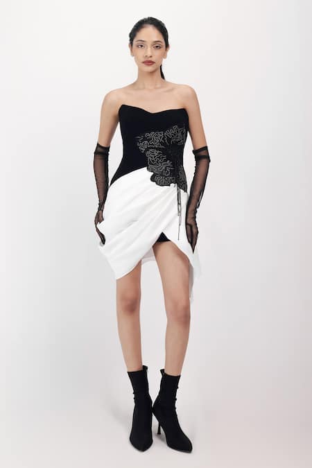 Shop Siddhant Agrawal Black Polyester Embroidery Sweetheart Neck Silver Dusk Bloom Dress Online at Aza Fashions Shop_Siddhant Agrawal_Black Polyester Embroidery Sweetheart Neck Silver Dusk Bloom Dress _Online_at_Aza_Fashions