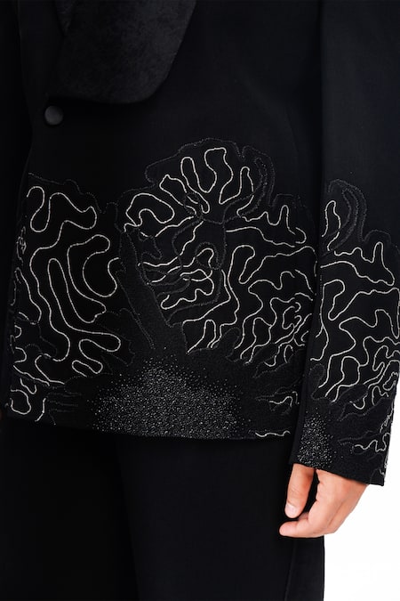 Buy_Siddhant Agrawal_Black Polyester, Velvet, Satin Embroidery Withered Grace Blazer 