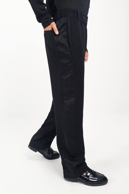 Siddhant Agrawal Black Withered Grace Trouser at Aza Fashions Siddhant Agrawal_Black Withered Grace Trouser _at_Aza_Fashions