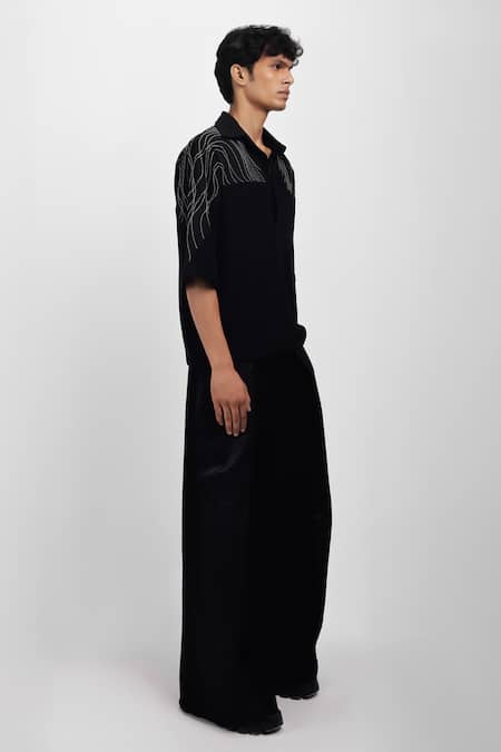 Siddhant Agrawal_Black Beads, Embroidery Ashroot Whorl T-shirt _Online_at_Aza_Fashions