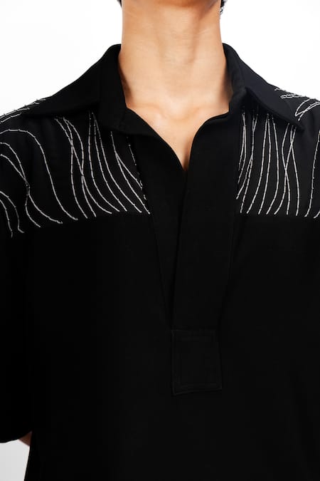Shop_Siddhant Agrawal_Black Beads, Embroidery Ashroot Whorl T-shirt _Online_at_Aza_Fashions
