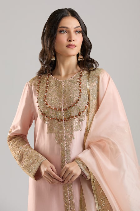 Anamika Khanna_Pink Embroidery, Beads, Zari, Sequins Round Neck Kurta Set _at_Aza_Fashions