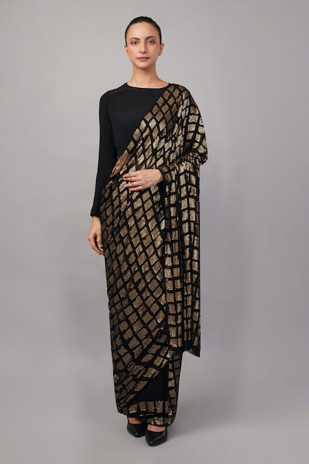 Abraham And Thakore Black Viscose Georgette Sequins Tiles Saree 