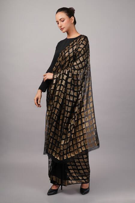 Shop_Abraham And Thakore_Black Viscose Georgette Sequins Tiles Saree _Online_at_Aza_Fashions