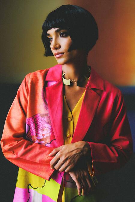 Clos Multi Color Dupion, Silk Collared, V-neck Hana Block Jacket And Pant Set at Aza Fashions Clos_Multi Color Dupion, Silk Collared, V-neck Hana Block Jacket And Pant Set _at_Aza_Fashions