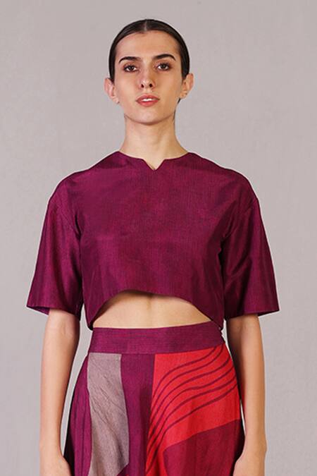 Clos Wine Dupion, Silk Split V-neck Vista Top With Abstract Pattern Skirt Online at Aza Fashions Clos_Wine Dupion, Silk Split V-neck Vista Top With Abstract Pattern Skirt _Online_at_Aza_Fashions