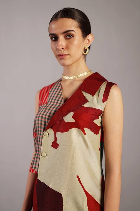 Buy_Clos_Multi Color Dupion, Silk V-neck Floro Crimson Red Jacket Set _Online_at_Aza_Fashions