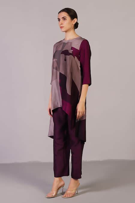 Clos_Purple Dupion Round Neck Floro Pattern Mulberry Kurta Set _Online_at_Aza_Fashions