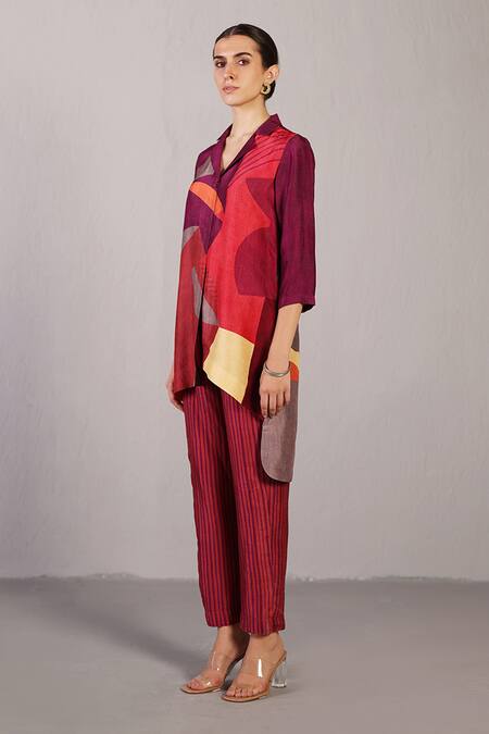 Buy_Clos_Wine Dupion, Silk Collared, V-neck Blaze Abstract Pattern Shirt With Pant _Online_at_Aza_Fashions