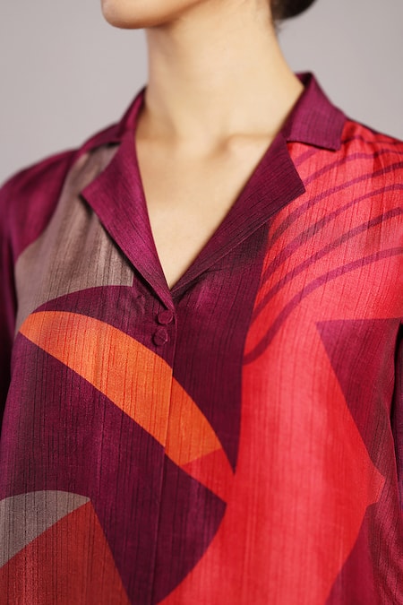 Shop_Clos_Wine Dupion, Silk Collared, V-neck Blaze Abstract Pattern Shirt With Pant _Online_at_Aza_Fashions