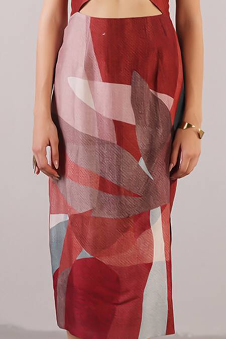 Shop_Clos_Red Dupion, Silk Sweetheart Neck Whorl Abstract Pattern Dress _Online_at_Aza_Fashions