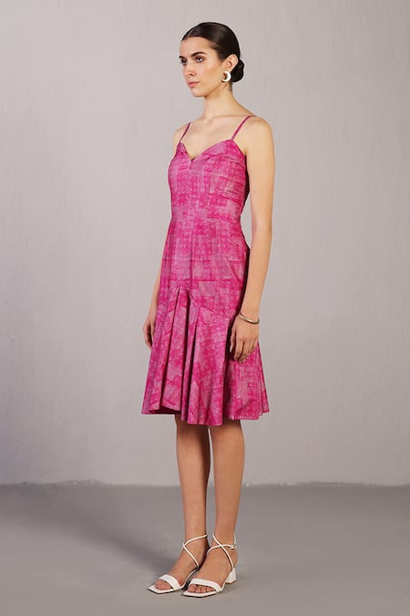 Clos_Magenta Dupion, Silk Sweetheart Neck Matrix Dress _Online_at_Aza_Fashions
