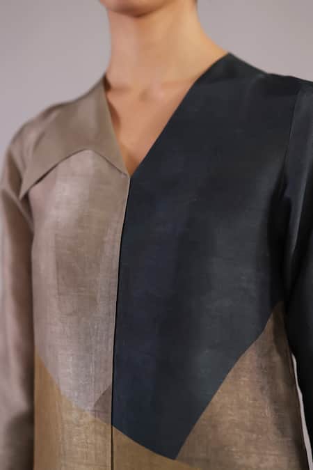 Shop_Clos_Gray Dupion, Silk V-neck Botanica Pattern Kurta With Pant _Online_at_Aza_Fashions