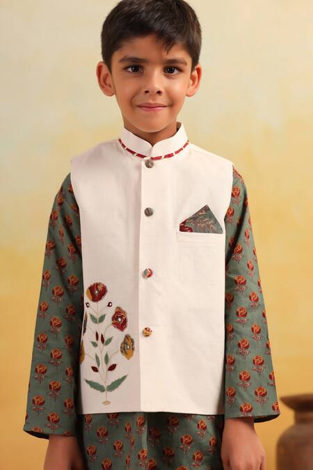 Cute Couture_Green Cotton Embroidery Floral Pattern Bundi And Kurta Set _Online_at_Aza_Fashions