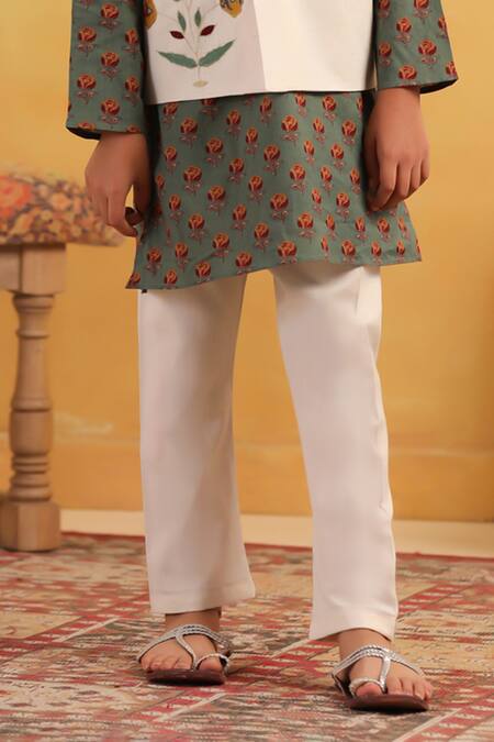 Shop_Cute Couture_Green Cotton Embroidery Floral Pattern Bundi And Kurta Set _Online_at_Aza_Fashions