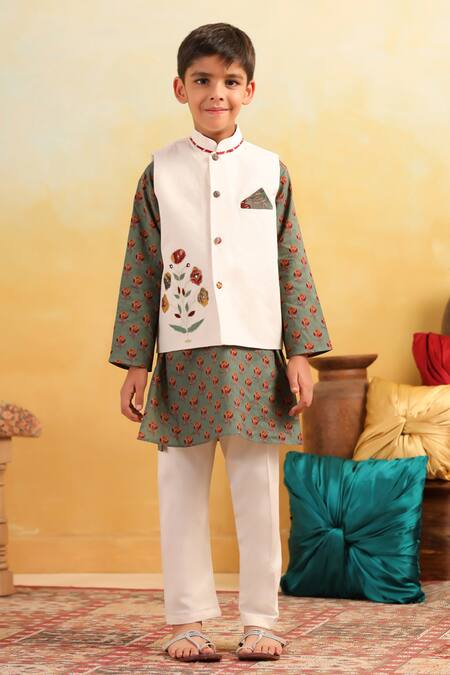 Cute Couture_Green Cotton Embroidery Floral Pattern Bundi And Kurta Set _at_Aza_Fashions