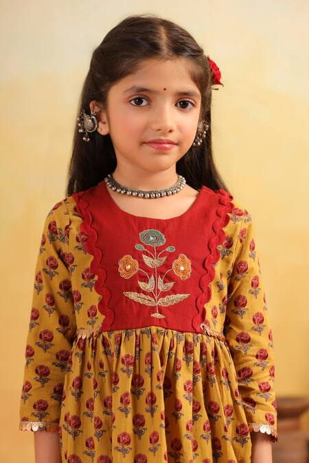 Buy_Cute Couture_Mustard Cotton Embroidery, Lace Floral Pattern Kurta With Sharara _Online_at_Aza_Fashions
