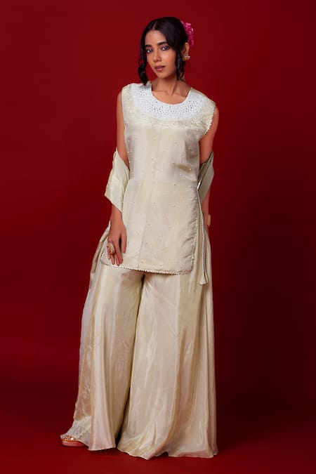 Buy_Label Niyami_Ivory Tissue Embroidery, Mirrors, Pearls Round Neck Hand Kurta Set _Online_at_Aza_Fashions