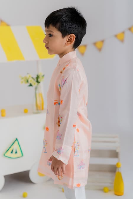 MR Brat_Peach Muslin, Cotton Carnival Print Kurta With Pyjama _Online_at_Aza_Fashions