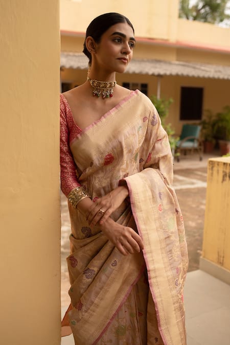 Priyanka Raajiv Blush Silk Zari, Embroidery Chandramandala Saree With Running Blouse Online at Aza Fashions Priyanka Raajiv_Blush Silk Zari, Embroidery Chandramandala Saree With Running Blouse _Online_at_Aza_Fashions