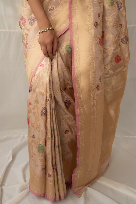 Buy Priyanka Raajiv Blush Silk Zari, Embroidery Chandramandala Saree With Running Blouse Online at Aza Fashions Buy_Priyanka Raajiv_Blush Silk Zari, Embroidery Chandramandala Saree With Running Blouse _Online_at_Aza_Fashions