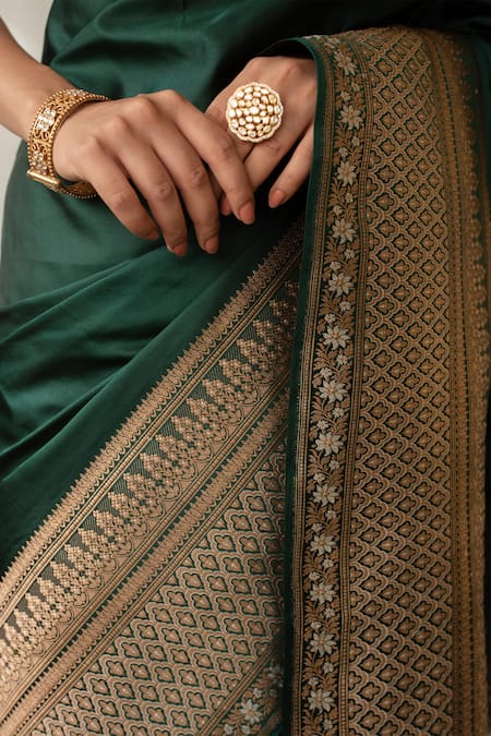 Shop Priyanka Raajiv Green Silk, Brocade Zari, Embroidery Gangaur Saree With Running Blouse Online at Aza Fashions Shop_Priyanka Raajiv_Green Silk, Brocade Zari, Embroidery Gangaur Saree With Running Blouse _Online_at_Aza_Fashions