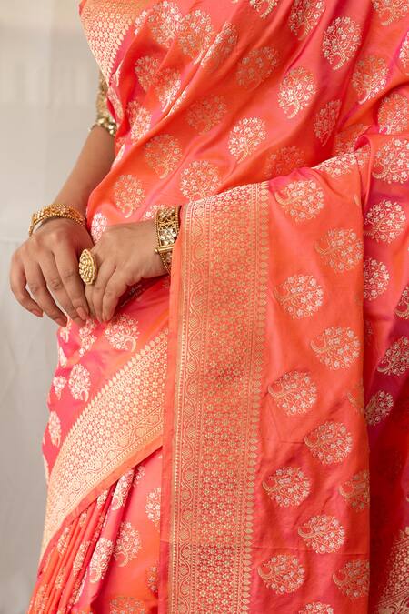 Buy_Priyanka Raajiv_Pink Silk Zari Parakasha Woven Saree With Running Blouse _Online_at_Aza_Fashions