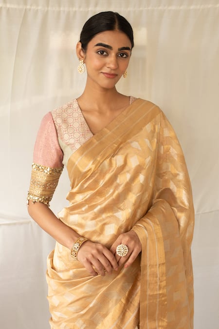 Buy_Priyanka Raajiv_Gold Chanderi Silk Zari Tula Zig Zag Pattern Saree With Running Blouse _Online_at_Aza_Fashions