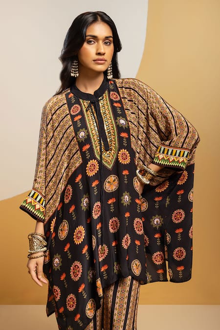 Buy_Soup By Sougat Paul_Black Crepe Zari, Sequins Mandarin Collar, Split Taarani And Kaftan & Pant Set _Online_at_Aza_Fashions