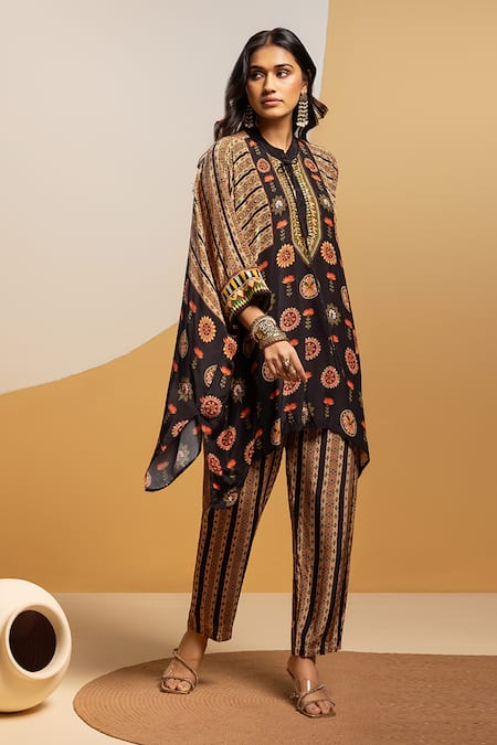 Shop_Soup By Sougat Paul_Black Crepe Zari, Sequins Mandarin Collar, Split Taarani And Kaftan & Pant Set _Online_at_Aza_Fashions