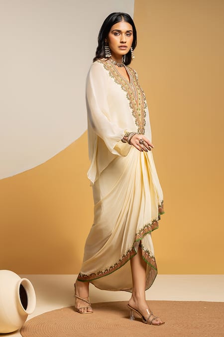 Soup By Sougat Paul_Off White Organza, Crepe Zari, Sequins, Taarani And Embellished Top & Skirt _Online_at_Aza_Fashions