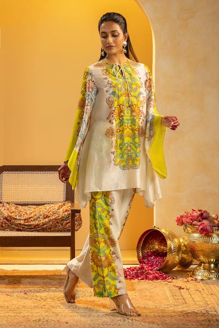 Shop_Soup By Sougat Paul_Off White Chanderi Zari, Sequins Keyhole Neck Rangtara And Embellished Kurta Set _Online_at_Aza_Fashions