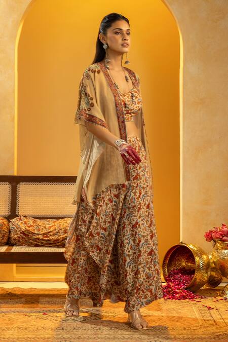 Buy_Soup By Sougat Paul_Beige Crepe Zari, Sequins Sweetheart , Open Rangtara And Cape Set _Online_at_Aza_Fashions