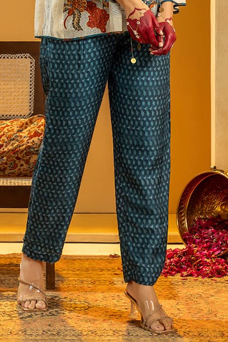 Soup By Sougat Paul_Off White Cotton, Net, Silk Applique, Zari, Sequins Rangtara Top And Pant Set _Online_at_Aza_Fashions