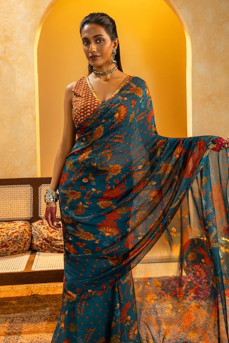 Buy_Soup By Sougat Paul_Red Silk, Organza Zari, Sequins V-neck Rangtara And Pre-draped Saree Set _Online_at_Aza_Fashions