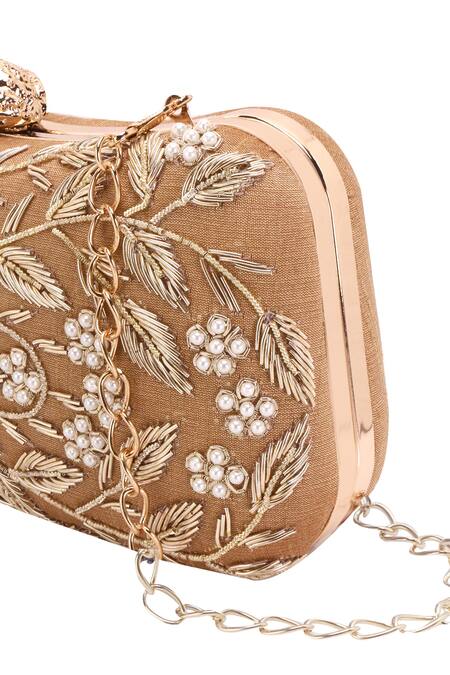 Buy Nazaakat By Samara Singh Peach Embroidery, Pearls, Beads Floral Clutch With Detachable Sling Buy_Nazaakat By Samara Singh_Peach Embroidery, Pearls, Beads Floral Clutch With Detachable Sling