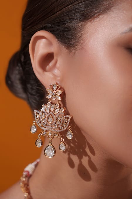 Zevar By Geeta Gold Plated Stones, Pearls Kundan Studded Necklace With Earrings Online at Aza Fashions Zevar By Geeta_Gold Plated Stones, Pearls Kundan Studded Necklace With Earrings _Online_at_Aza_Fashions