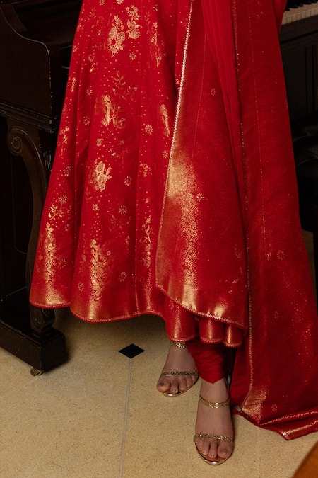Safaa_Red Vegan Silk Zari, Gota Patti Round Neck Phoolon Ki Khilkhil Anarkali Set _at_Aza_Fashions