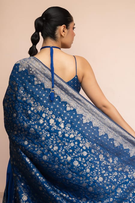 Buy_Safaa_Blue Vegan Silk Zari, Gota Patti Scoop Neck Saaz E Sitam Anarkali Set 