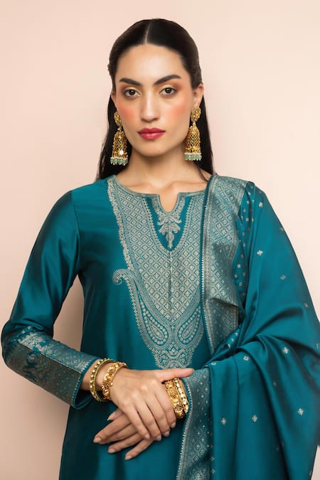 Buy Safaa Teal Vegan Silk Zari, Embroidery Split V-neck Khaas Lamhe Kurta Salwar Set Online at Aza Fashions Buy_Safaa_Teal Vegan Silk Zari, Embroidery Split V-neck Khaas Lamhe Kurta Salwar Set _Online_at_Aza_Fashions