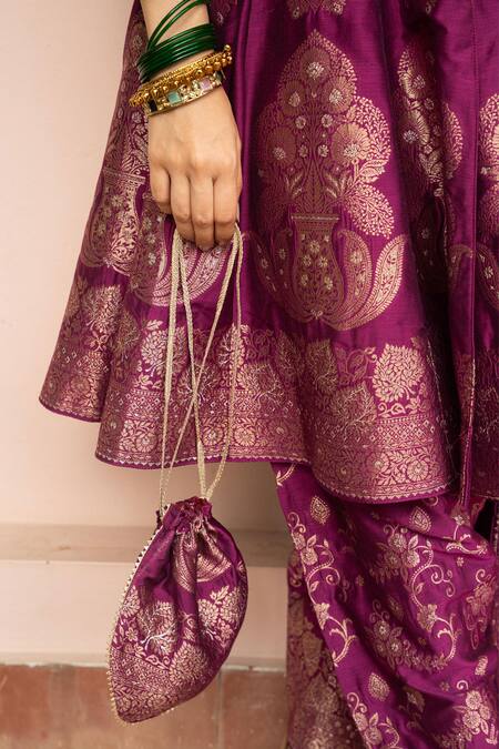 Buy_Safaa_Magenta Vegan Silk Zari, Embroidery Split Ke Anarkali Salwar Set 