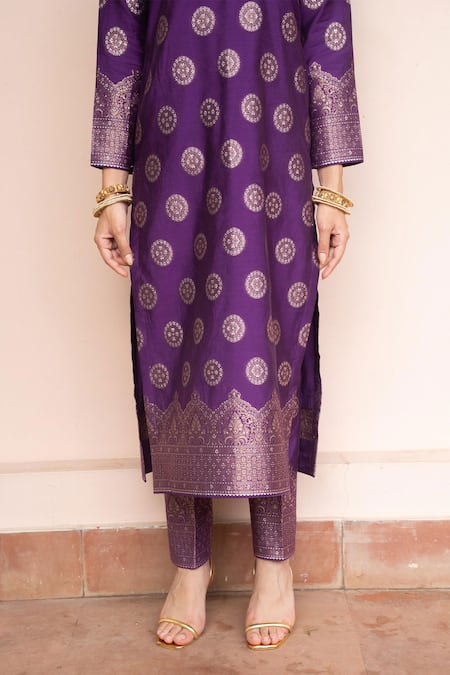 Safaa_Purple Vegan Silk Zari, Gota Patti, Embroidery Carrom E Baithak Kurta And Pant Set _Online_at_Aza_Fashions