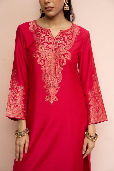 Shop_Safaa_Fuchsia Vegan Silk Zari, Gota Patti, Embroidery Split Muskaan E Gulzar Kurta Set _Online_at_Aza_Fashions