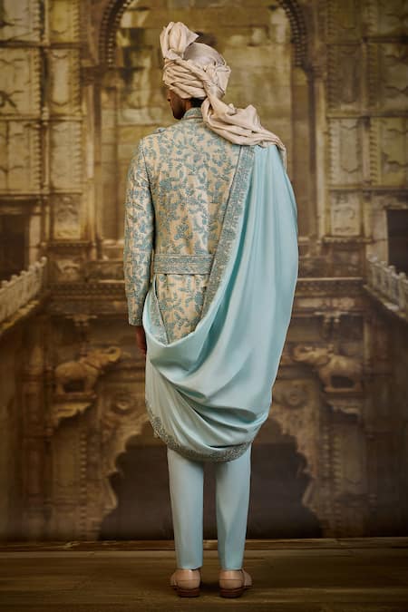 Nitika Gujral Flower Embroidered Sherwani Set 