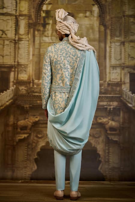 Nitika Gujral Flower Embroidered Sherwani Set 